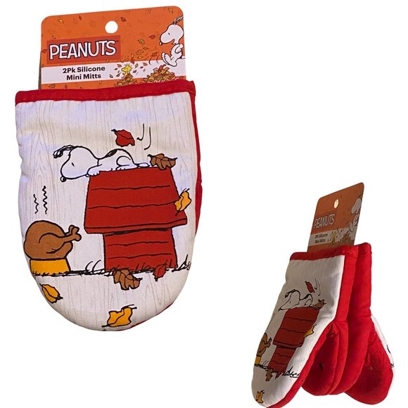 Kitchen Peanuts Snoopy 2 Pack Oven Mini Mitts Kitchen Poshmark